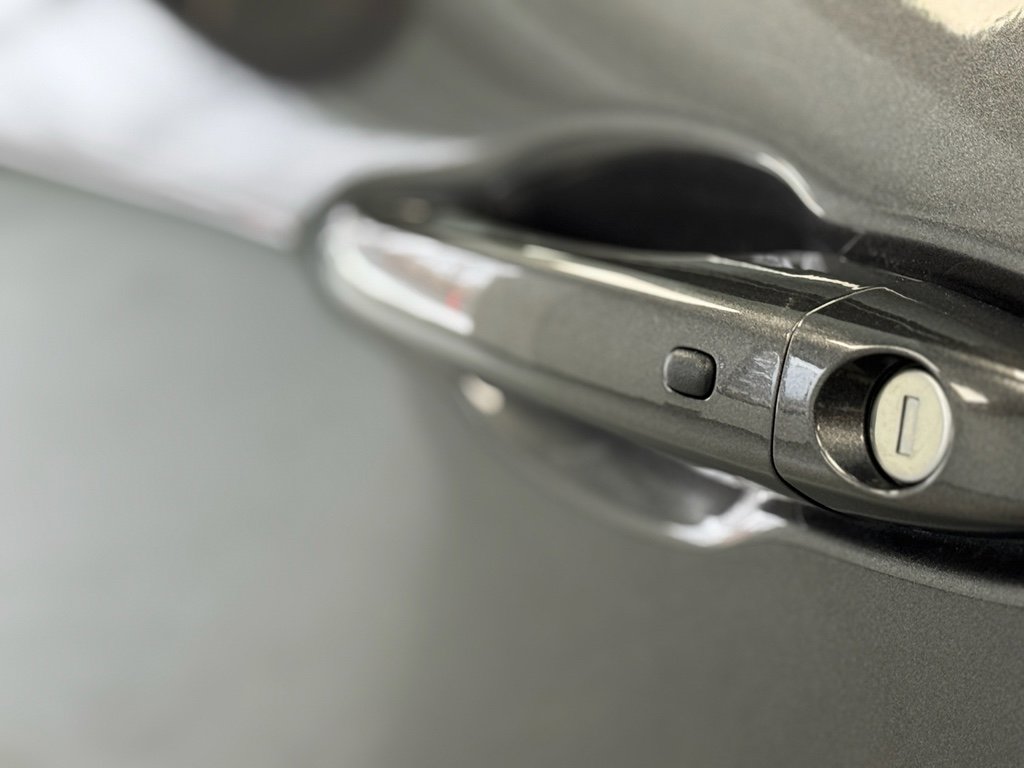 Used 2024 Jeep Compass Limited image 13