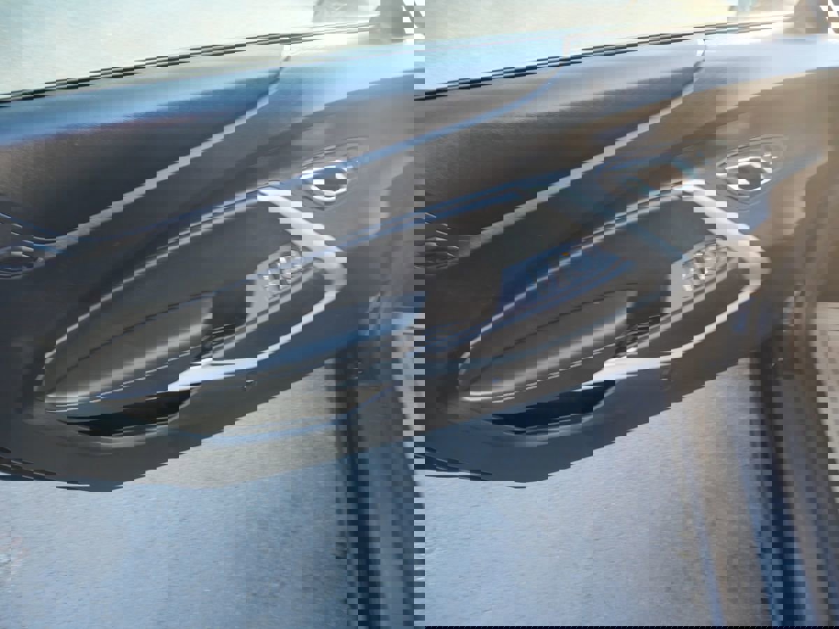 Used 2019 Chevrolet Camaro LT image 25