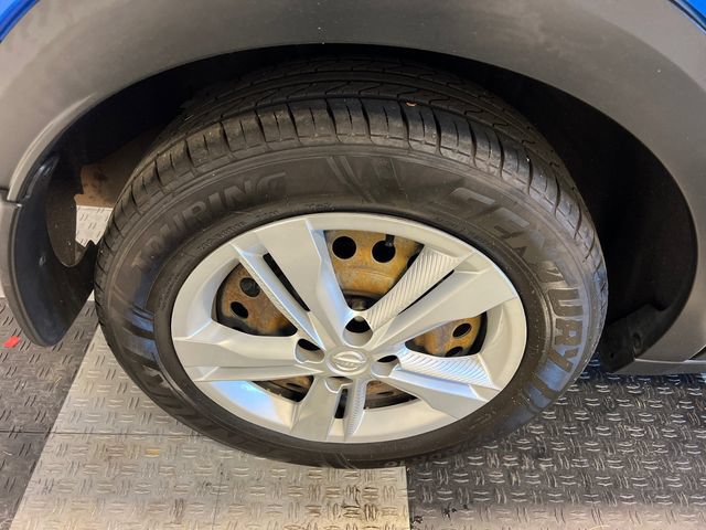 Used 2022 Nissan Kicks S FWD image 14
