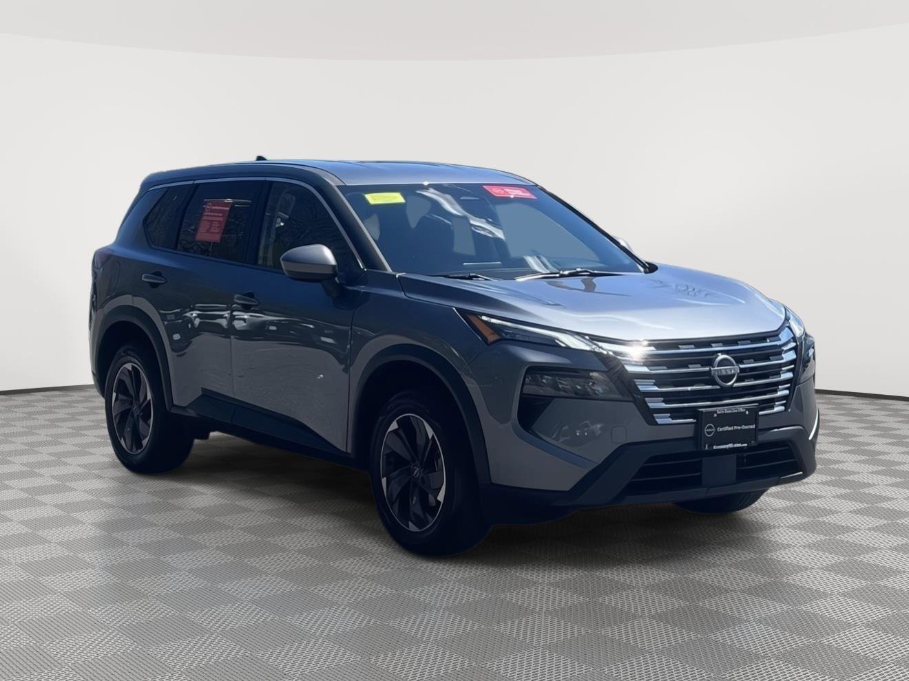 Certified 2025 Nissan Rogue SV AWD/4WD image 3