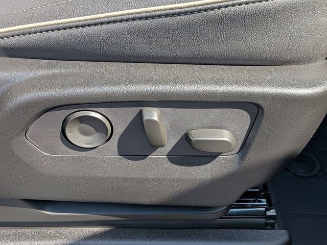 Used 2025 Chevrolet Tahoe Premier image 43