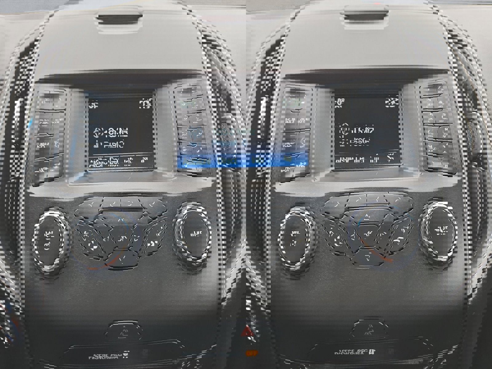 Used 2016 Ford Edge SE image 18