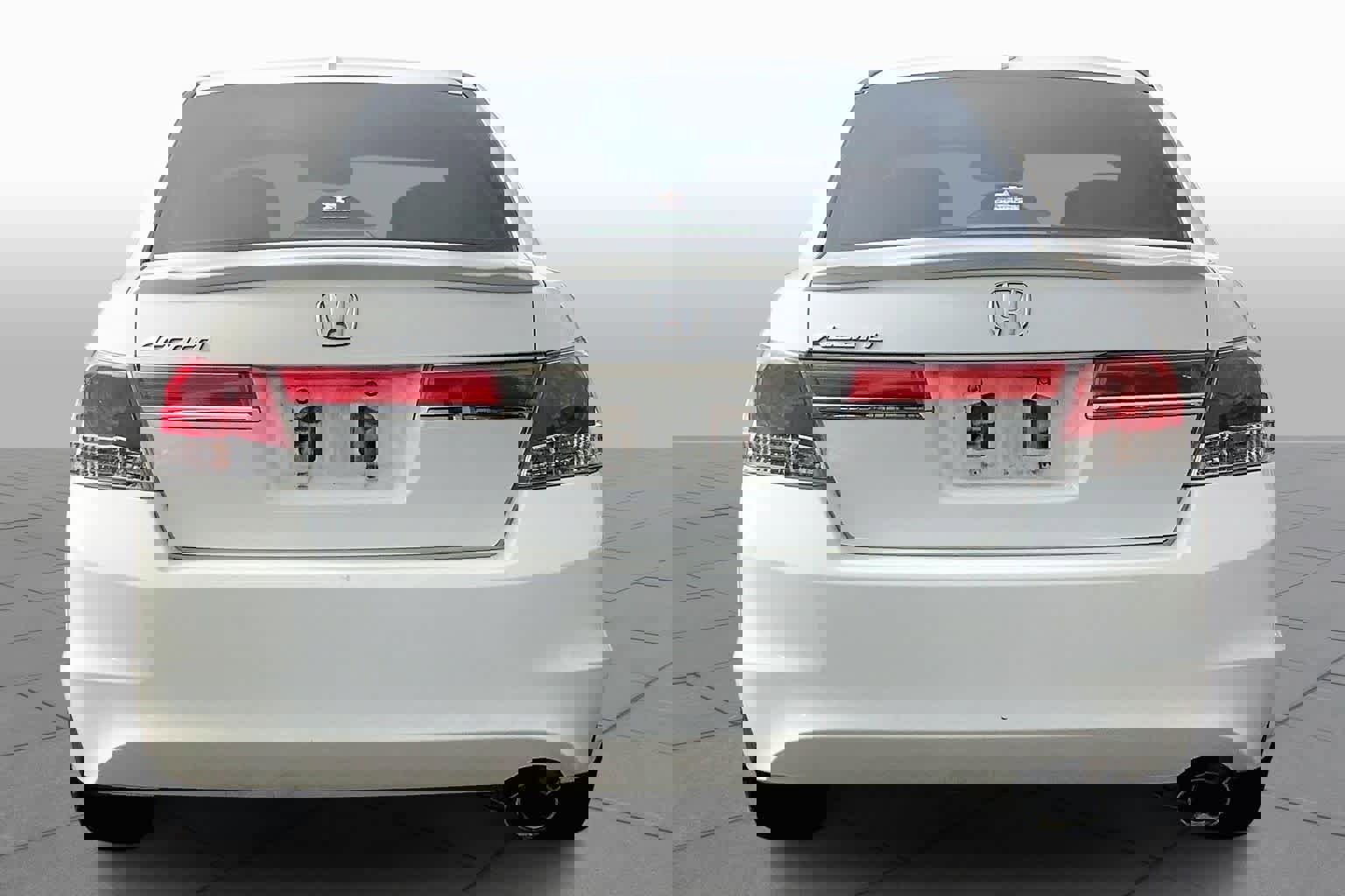 Used 2011 Honda Accord EX-L image 4