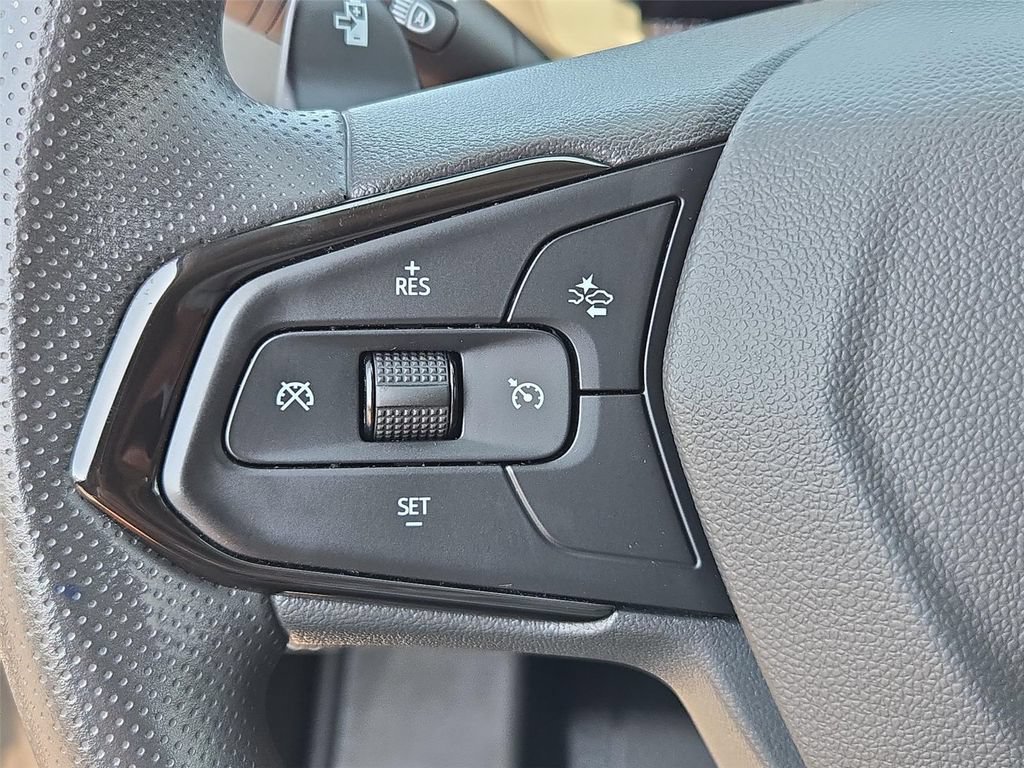 Certified 2023 Chevrolet Bolt EUV LT w/ Redline Edition FWD image 36