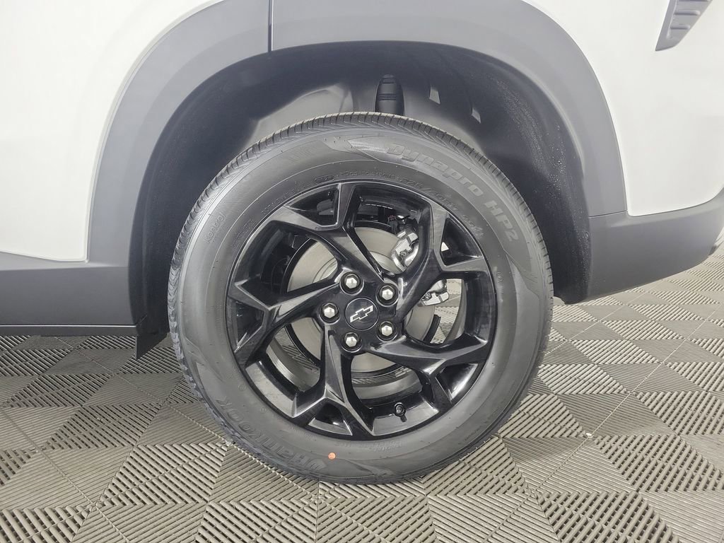 New 2026 Chevrolet Trax LT w/ Midnight Edition image 30