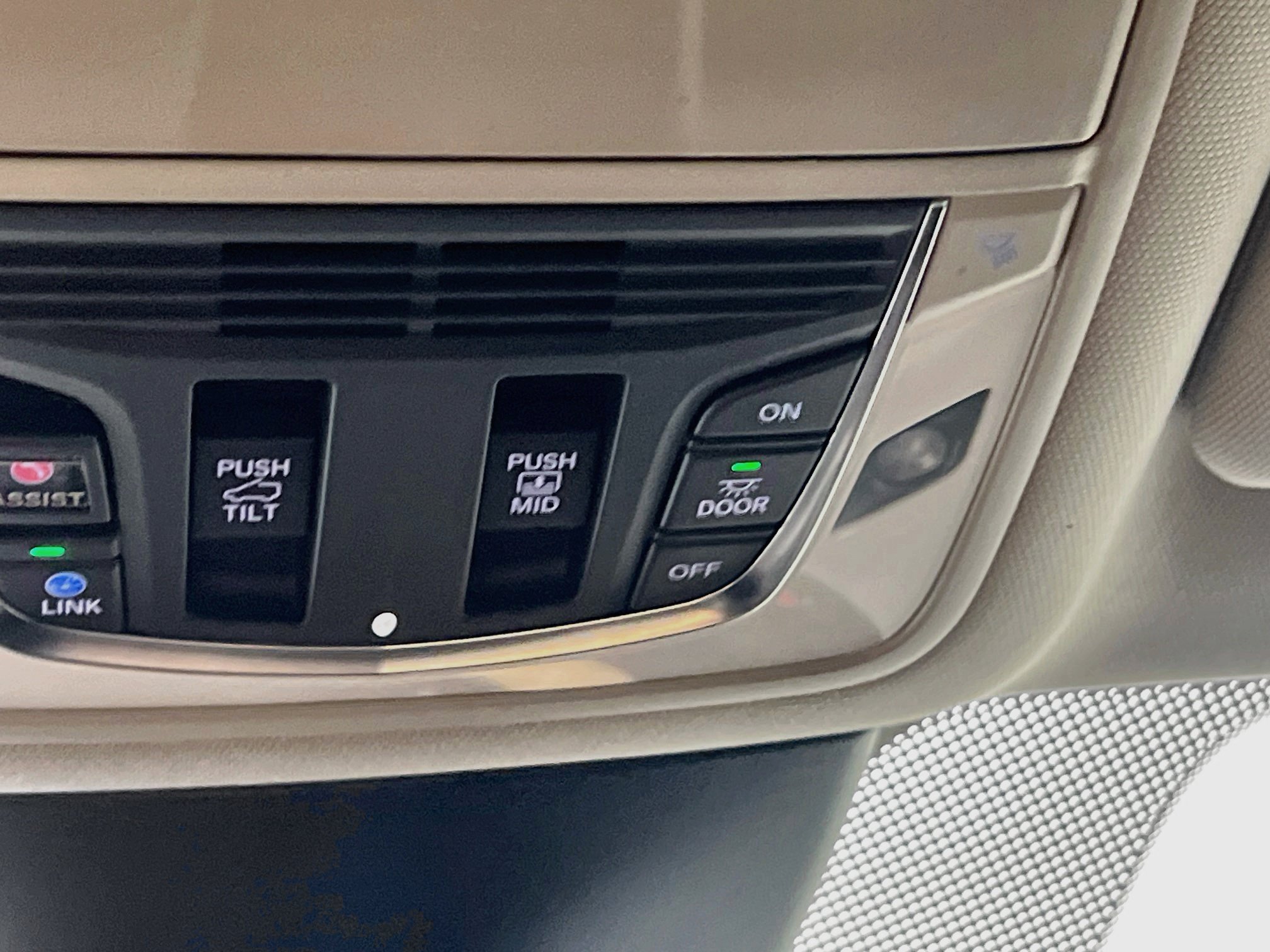 Used 2023 Acura MDX w/ Technology Package FWD image 22