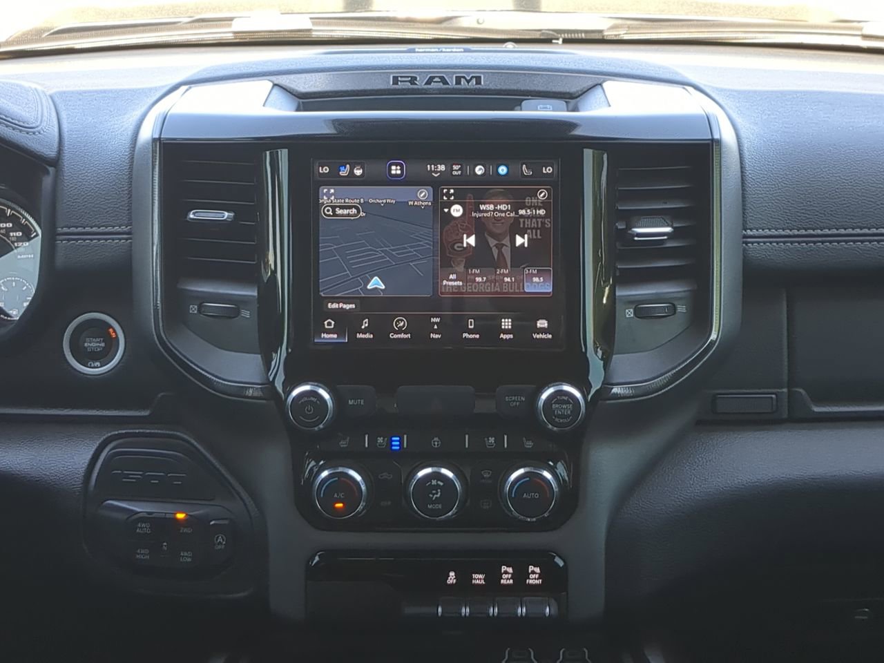 Certified 2022 RAM 1500 Laramie AWD/4WD image 16
