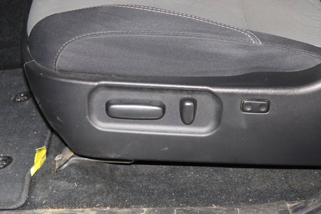 Used 2021 Toyota Tacoma TRD Off-Road image 17