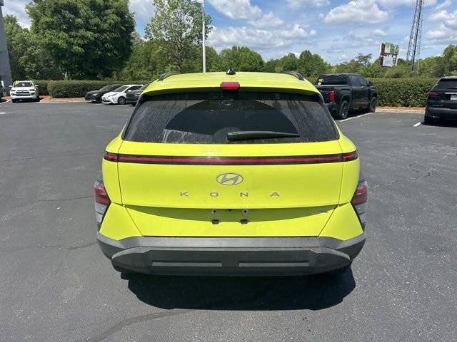 Used 2024 Hyundai Kona SEL AWD/4WD image 5