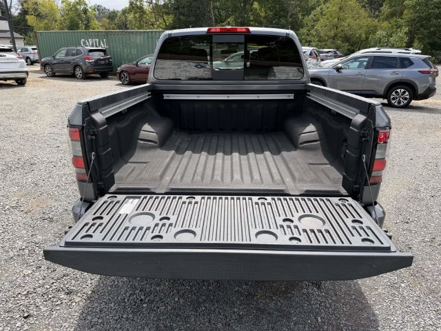 Used 2023 Nissan Frontier PRO-4X w/ Pro Convenience Package AWD/4WD image 12