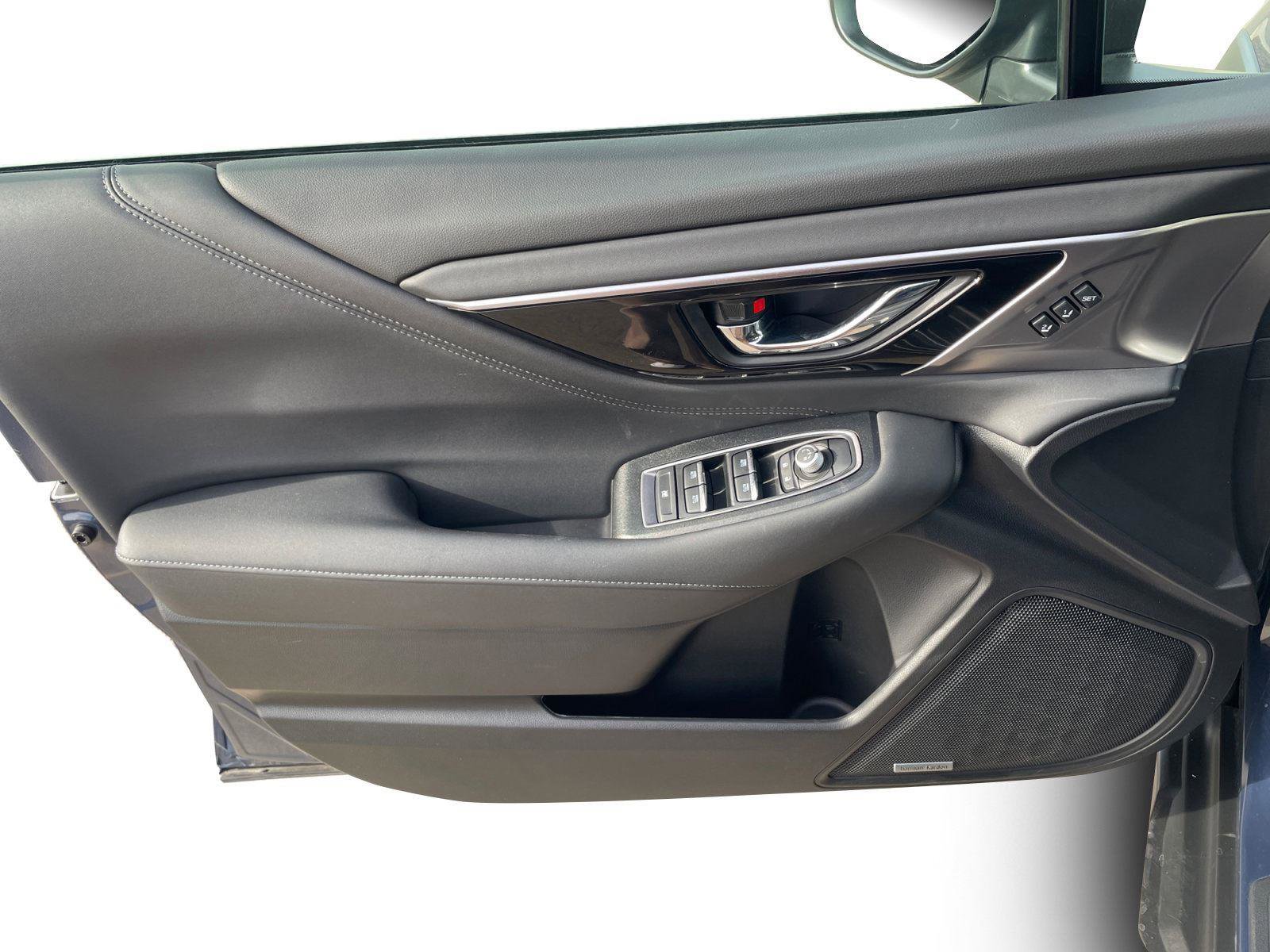 Certified 2025 Subaru Outback Limited XT image 21