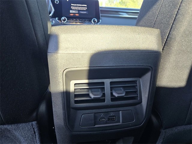 New 2026 GMC Canyon Elevation w/ Convenience Package image 15