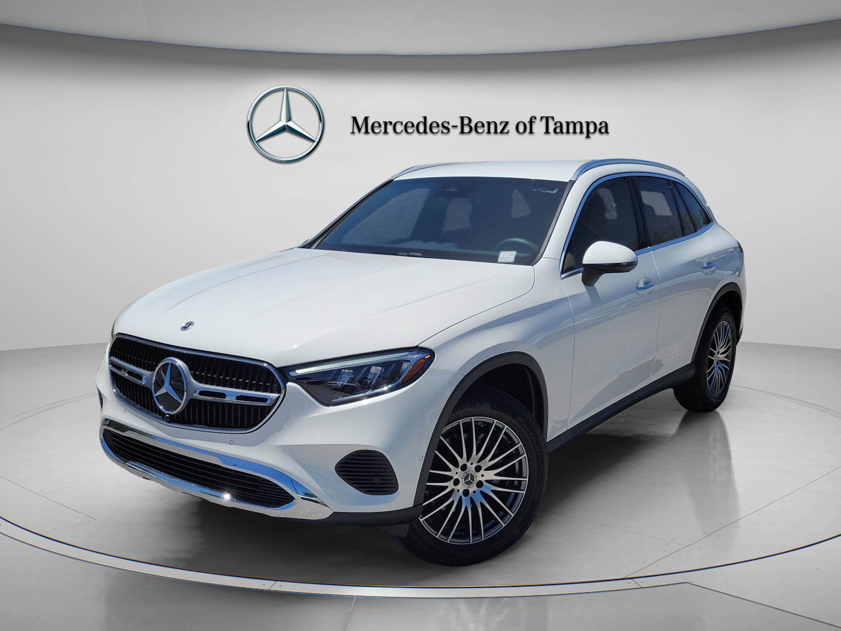 Certified 2025 Mercedes-Benz GLC 300 image 1