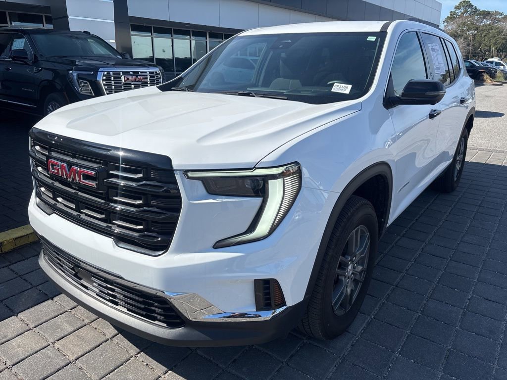 Used 2025 GMC Acadia Elevation image 7