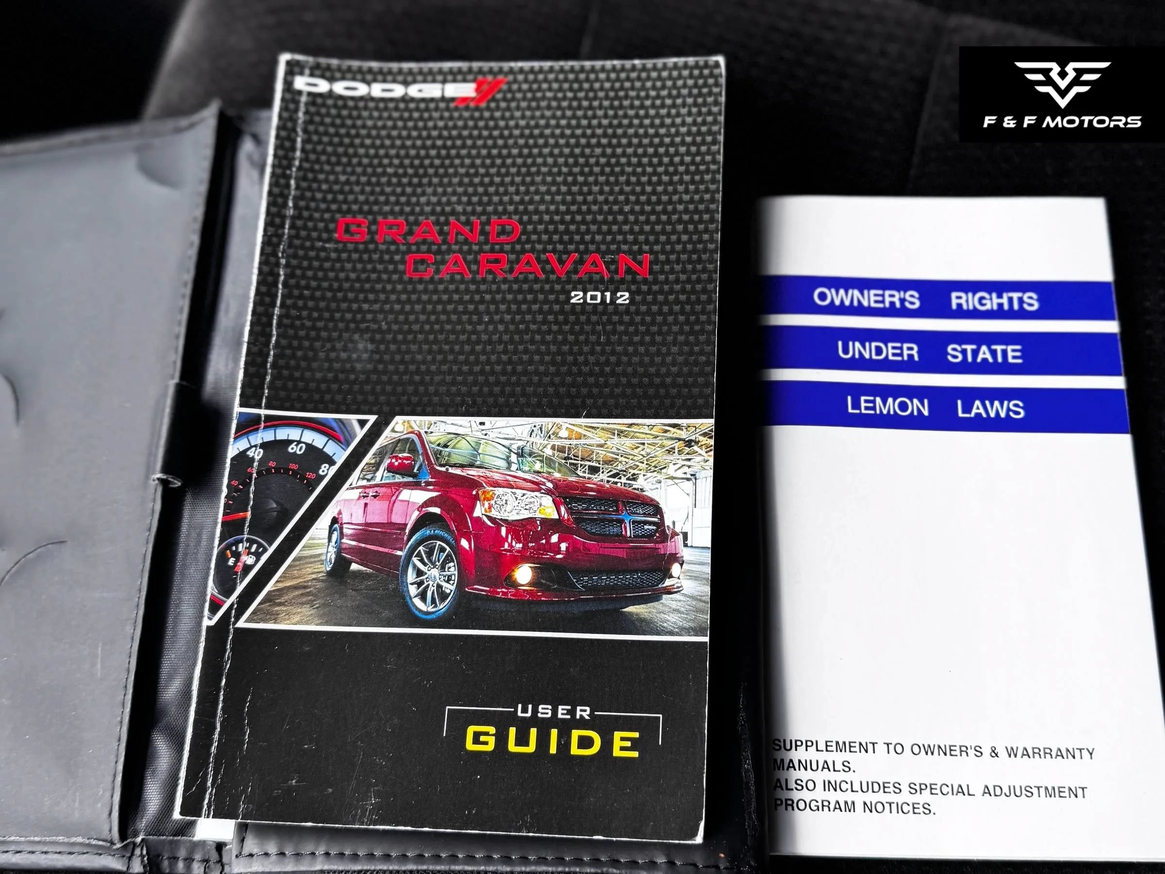 Used 2012 Dodge Grand Caravan SXT FWD image 19