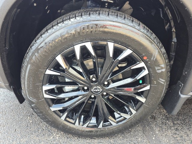New 2026 Nissan Rogue Dark Armor AWD/4WD image 11