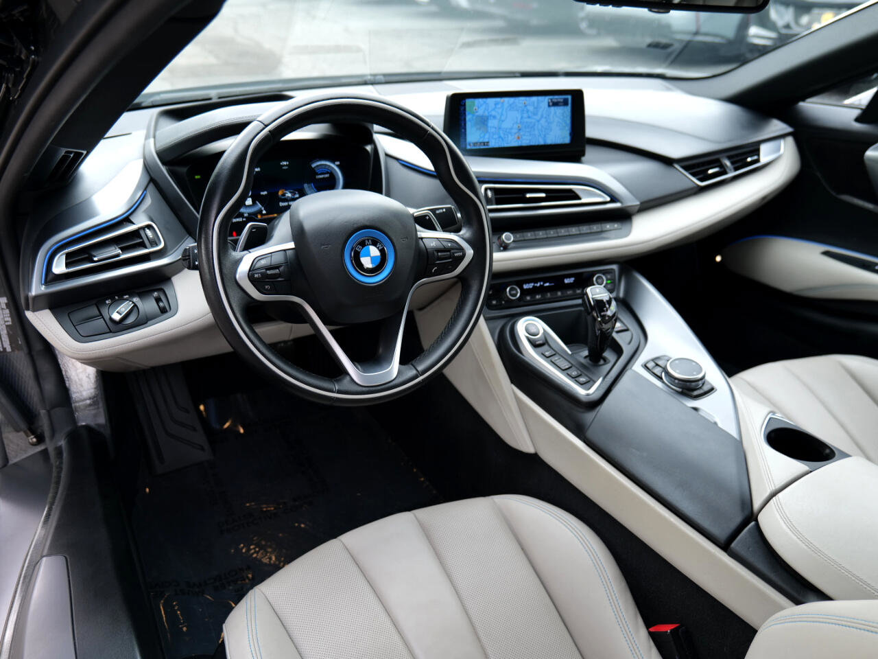 Used 2015 BMW i8 image 15