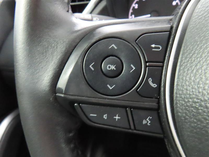 Used 2024 Toyota Corolla Cross LE FWD image 19