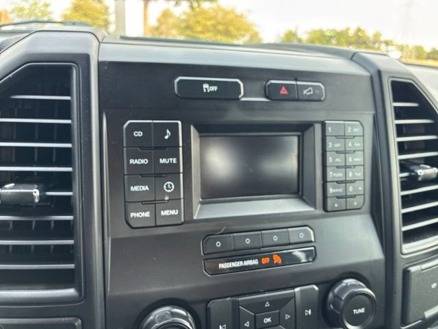 Used 2016 Ford F150 XL w/ Equipment Group 101A Mid AWD/4WD image 32