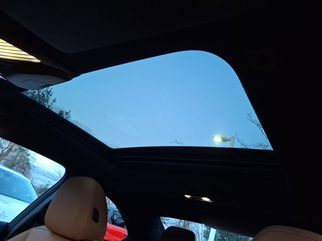 Used 2024 BMW M240i xDrive Coupe w/ Premium Package image 12