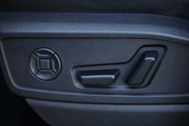 New 2025 Audi Q5 Prestige image 23