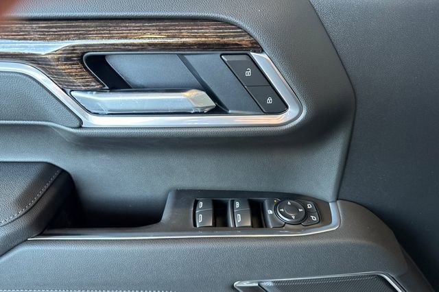 New 2026 GMC Sierra 1500 Elevation image 11