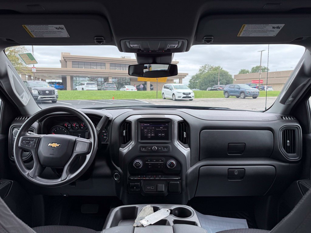 Used 2023 Chevrolet Silverado 1500 Custom AWD/4WD image 11
