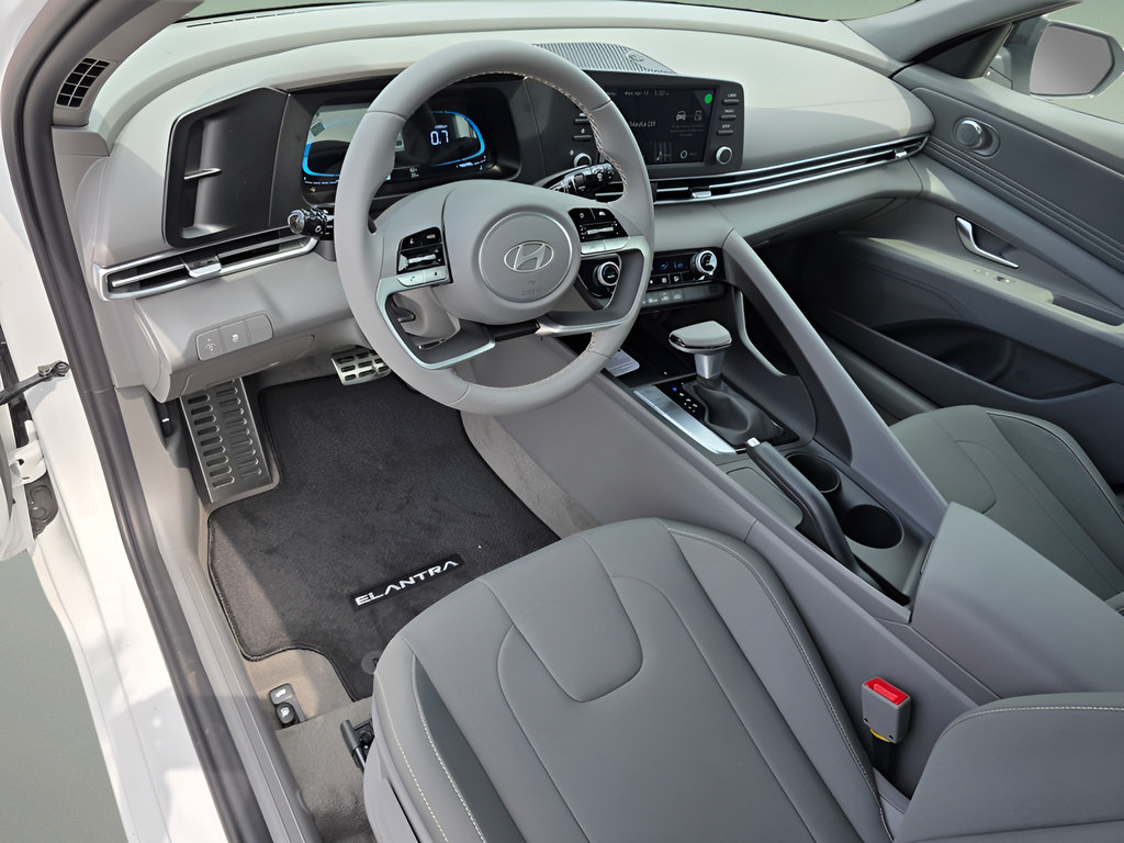 New 2026 Hyundai Elantra Sport FWD image 14