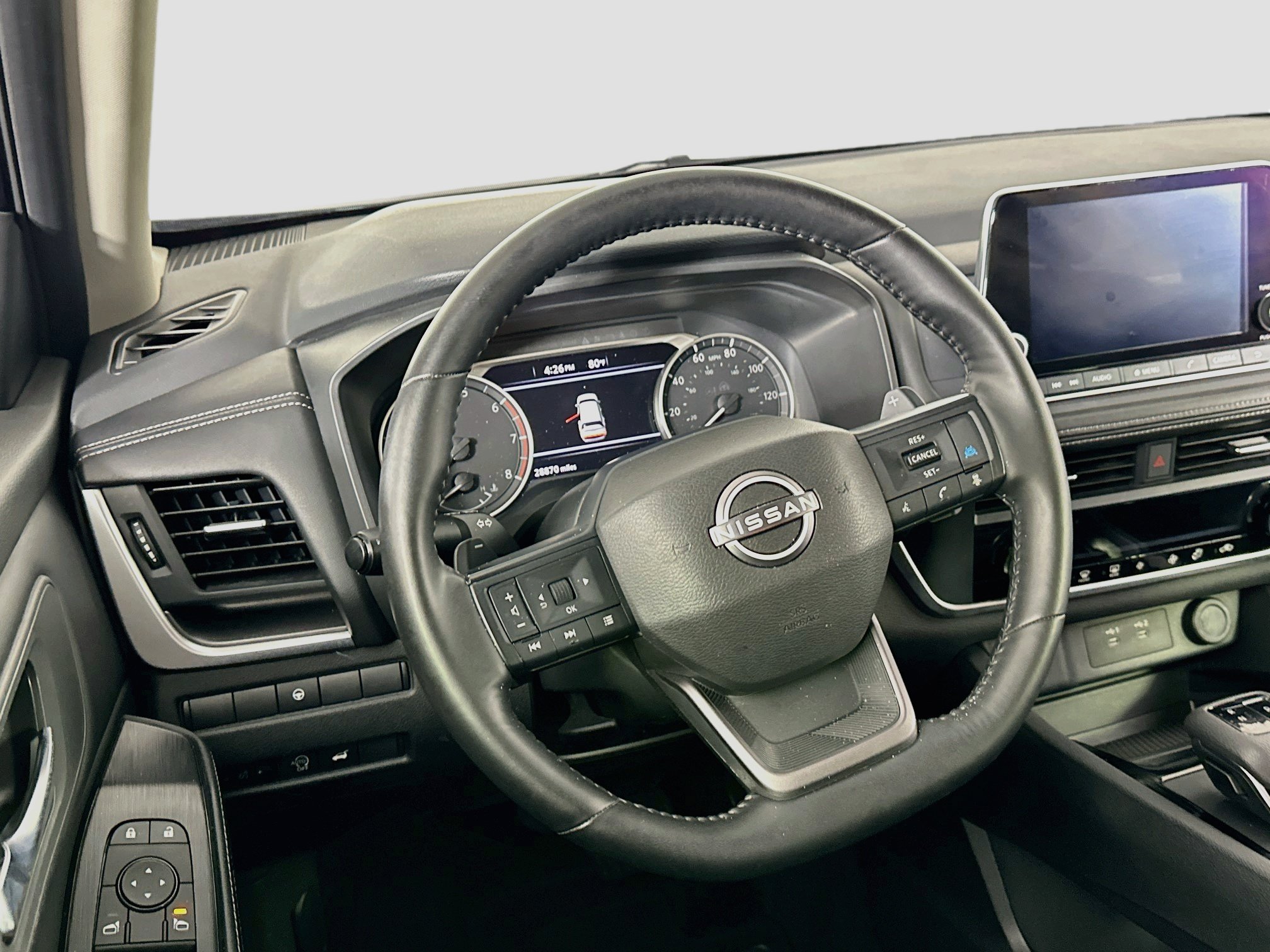Used 2025 Nissan Rogue SV AWD/4WD image 18