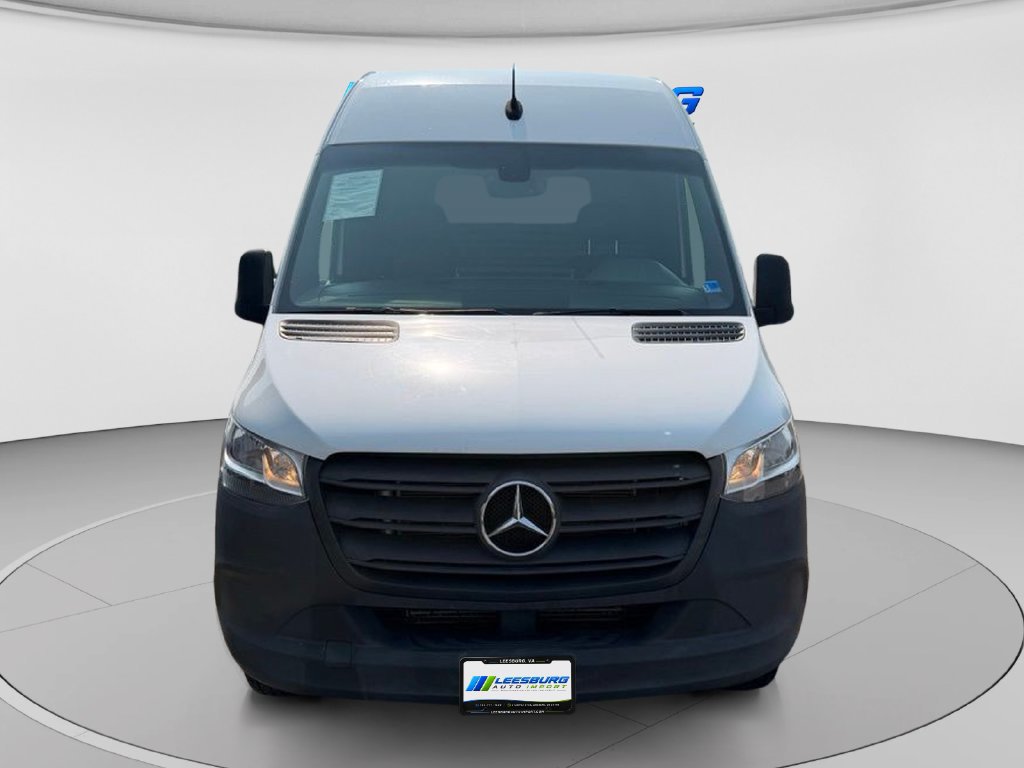Used 2023 Mercedes-Benz Sprinter 2500 image 3