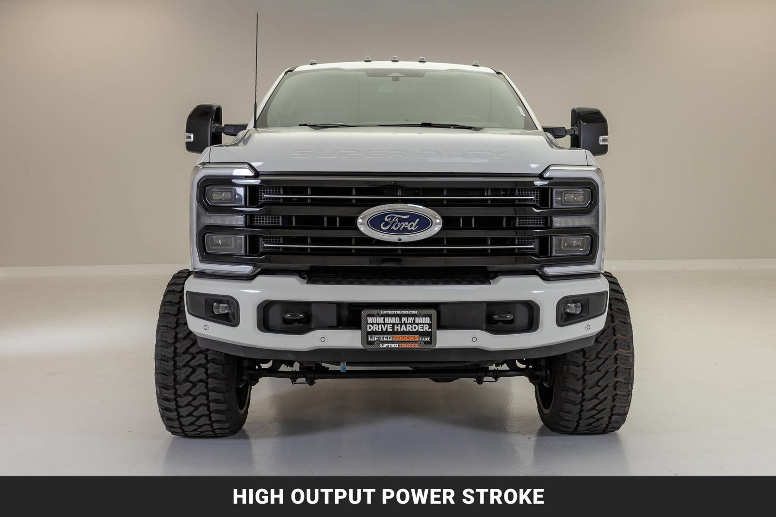 Used 2025 Ford F250 Platinum AWD/4WD image 3