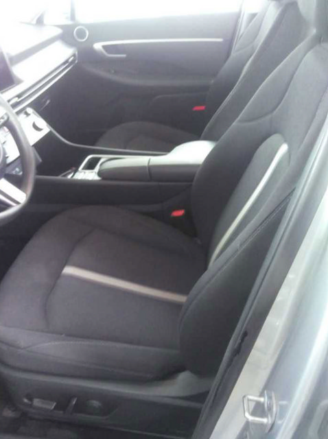 Used 2025 Hyundai Sonata SEL FWD image 3