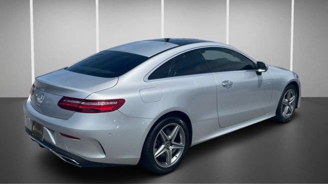 Used 2018 Mercedes-Benz E 400 Coupe w/ Premium 3 Package image 10