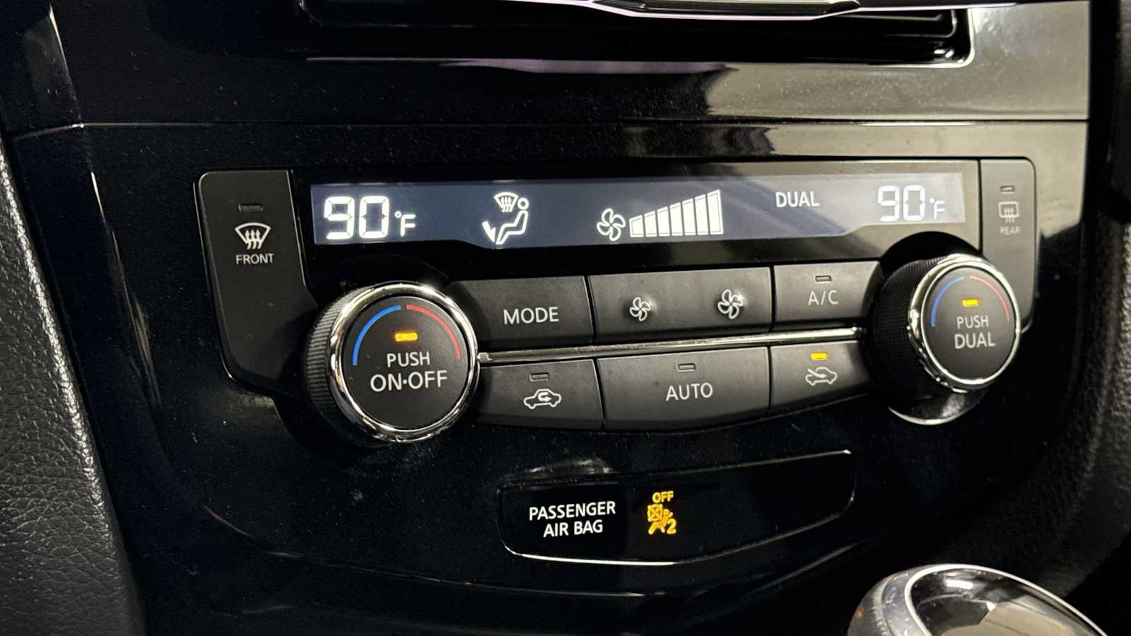 Used 2017 Nissan Rogue SV image 20