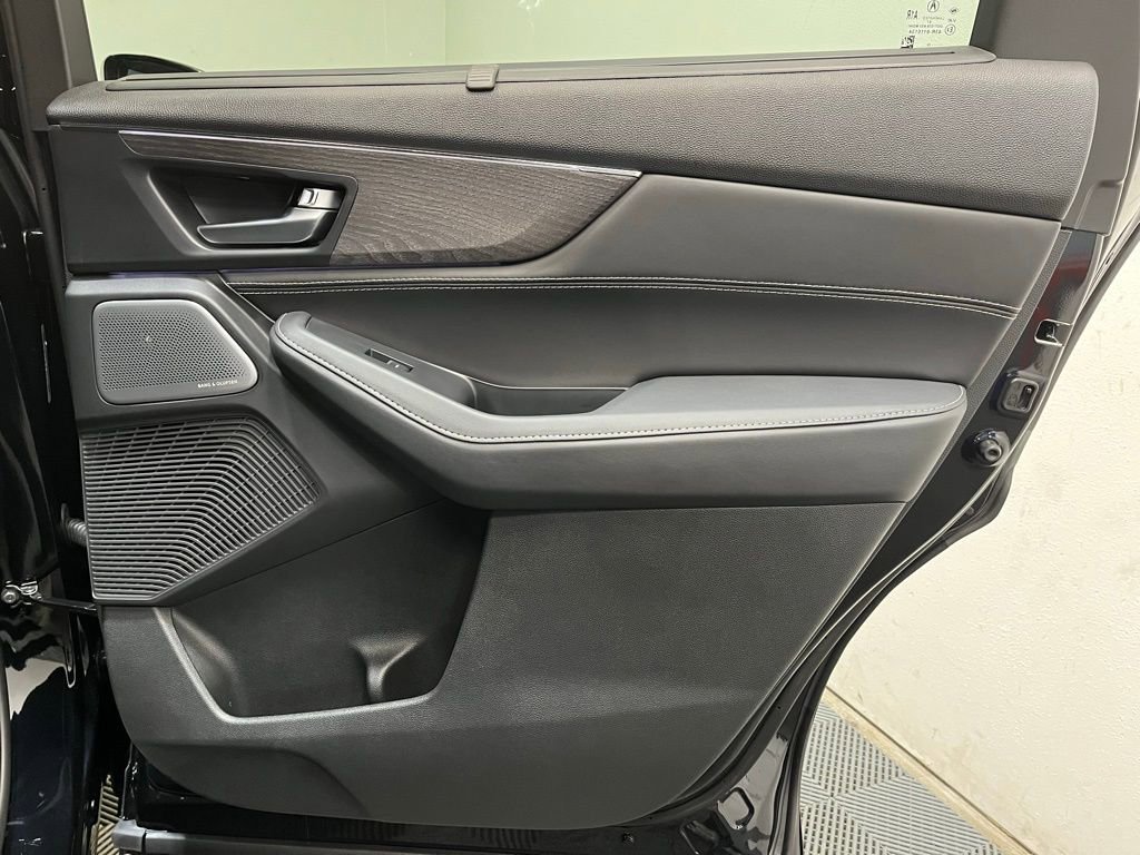 New 2026 Acura MDX SH-AWD w/ Advance Package image 18