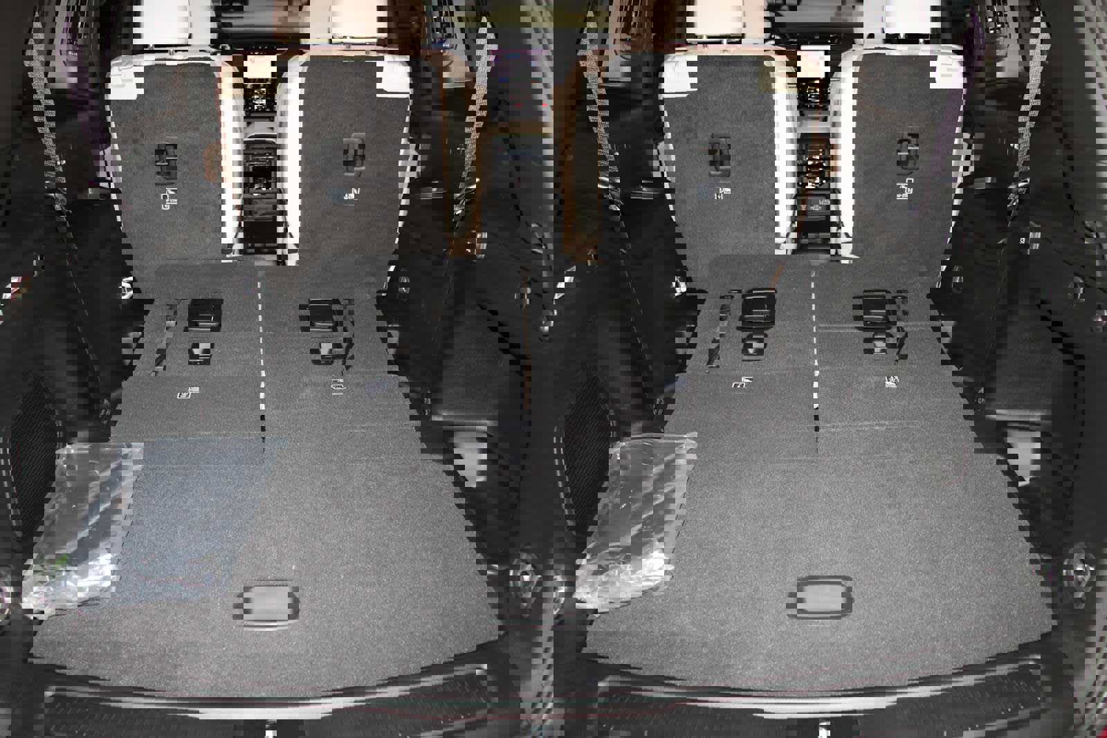 New 2025 Jeep Grand Cherokee L Limited w/ Luxury Tech Group II image 55