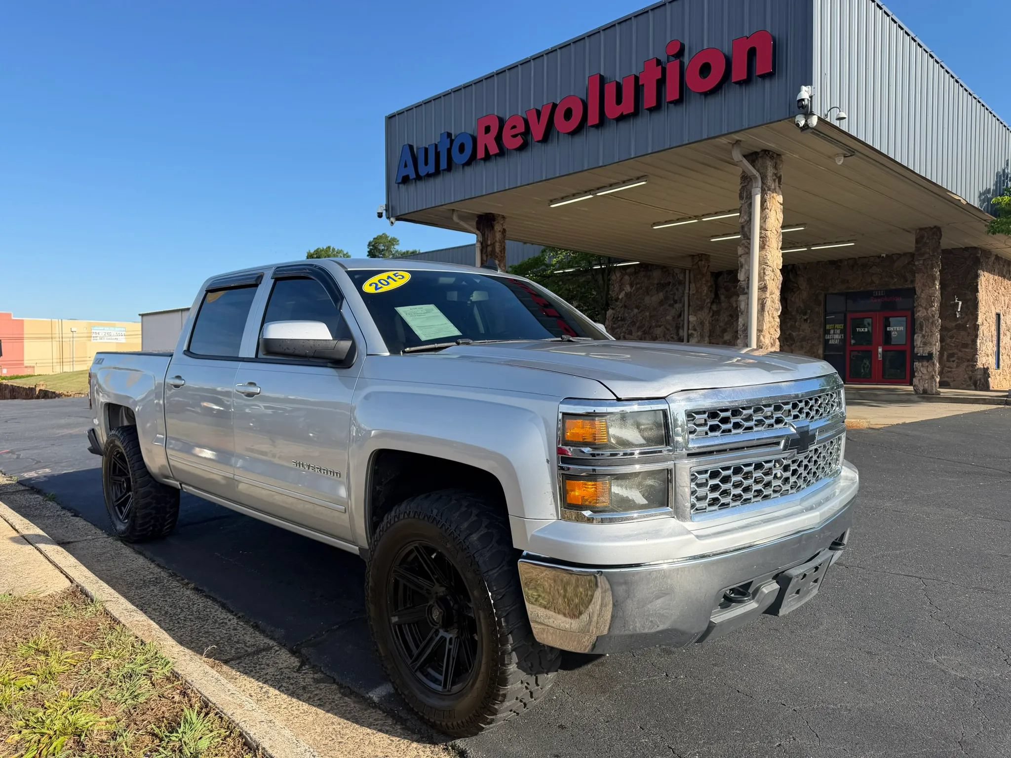 Used 2015 Chevrolet Silverado 1500 LT AWD/4WD image 1