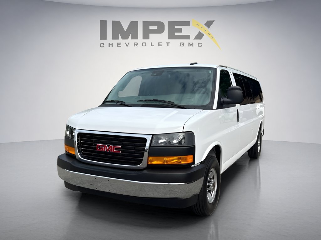 Used 2025 GMC Savana 3500 LT w/ LT Preferred Equipment Group RWD image 19