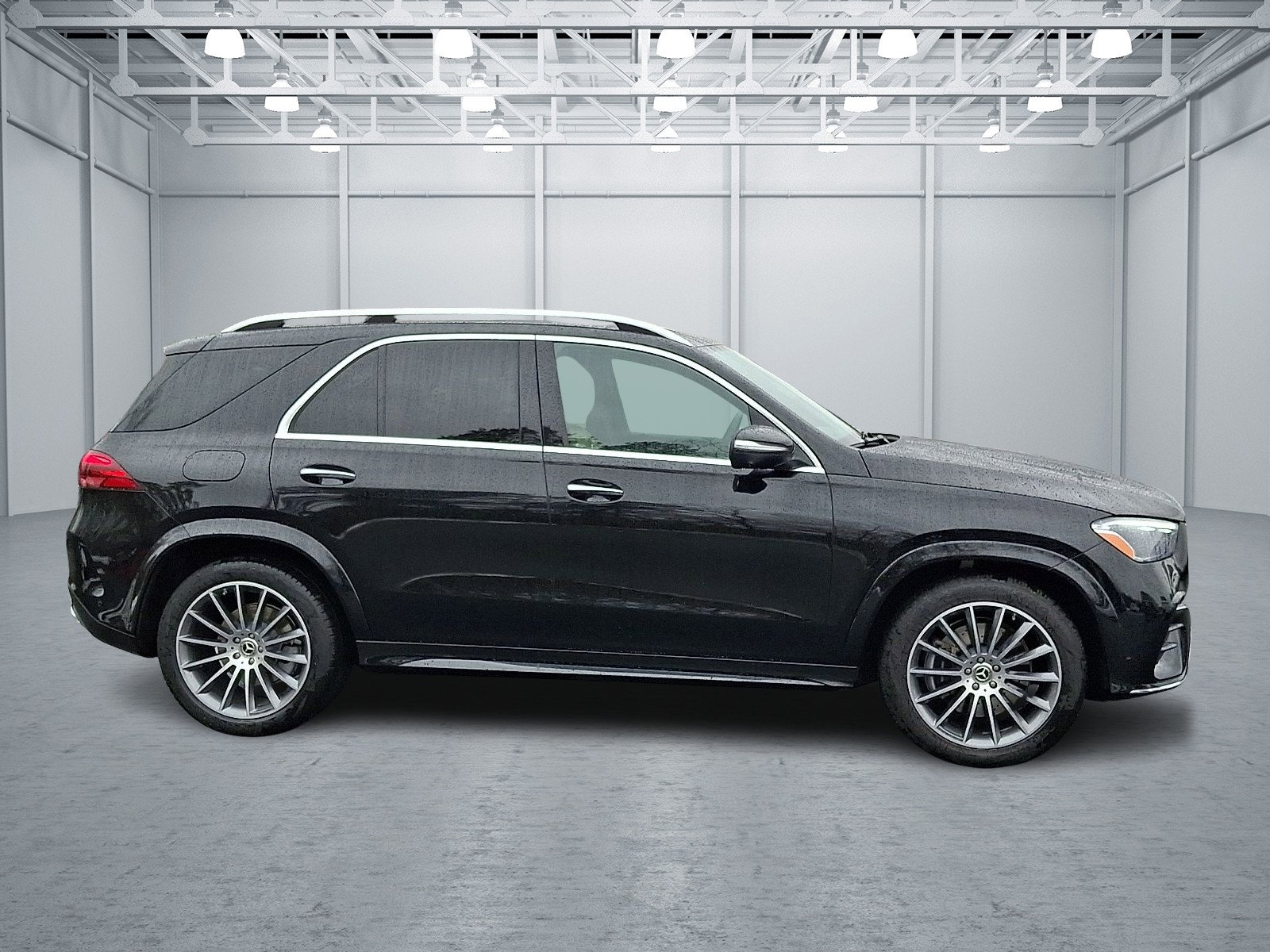 Certified 2025 Mercedes-Benz GLE 450 4MATIC image 7