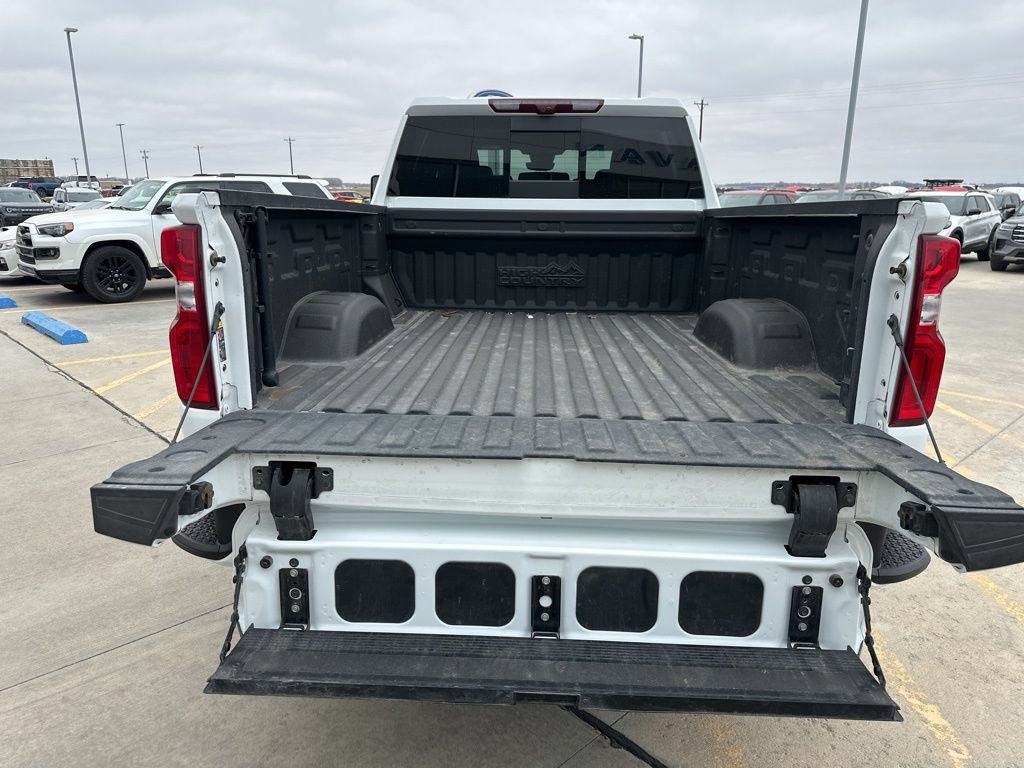 Used 2024 Chevrolet Silverado 2500 High Country w/ Technology Package AWD/4WD image 7