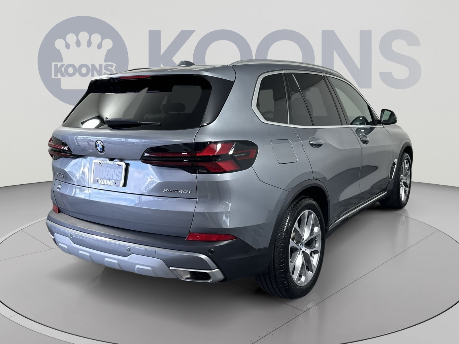 Used 2024 BMW X5 xDrive40i w/ Parking Assistance Package AWD/4WD image 7