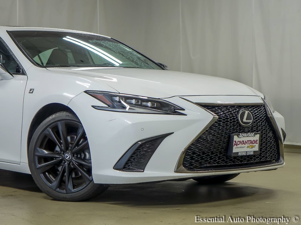 Used 2023 Lexus ES 350 F Sport w/ Accessory Package (Z2) FWD image 3