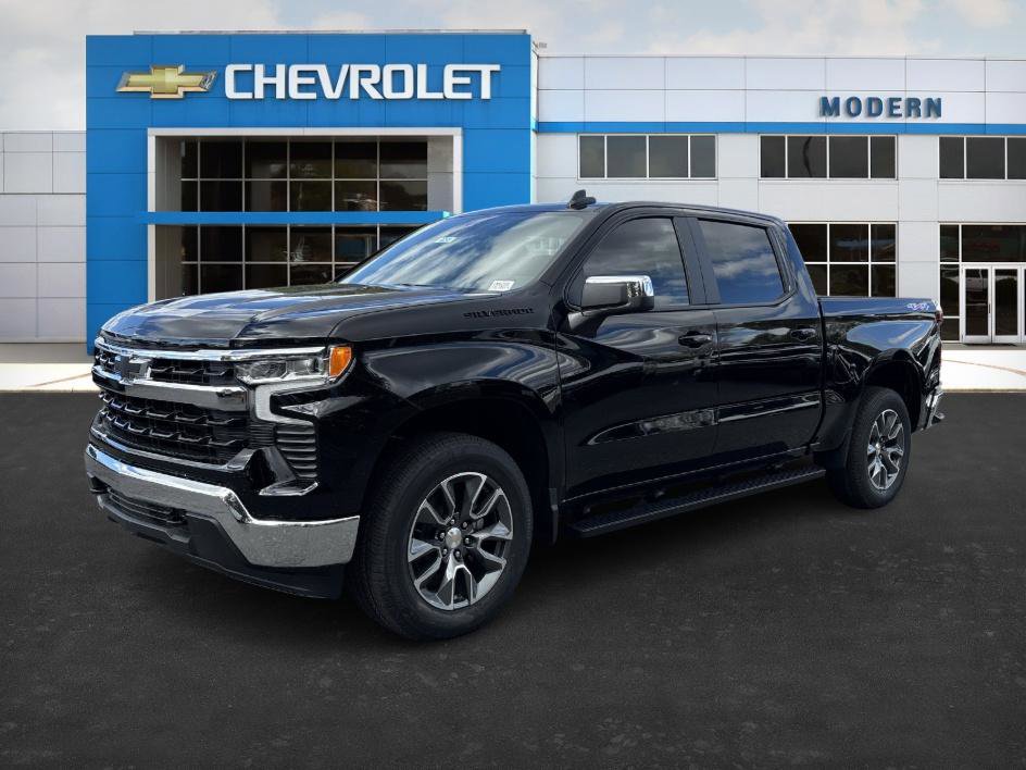 New 2026 Chevrolet Silverado 1500 LT w/ LPO, Dark Essentials Package