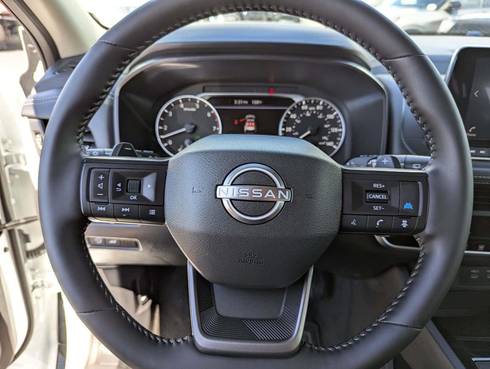 Used 2025 Nissan Rogue SV FWD image 36