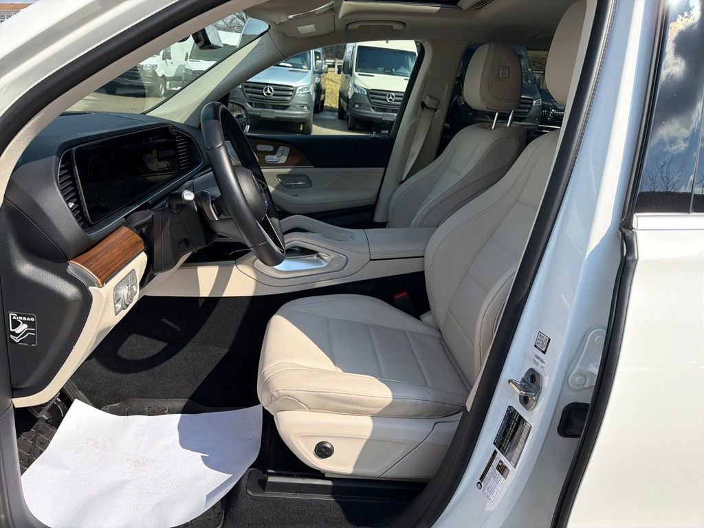 Certified 2025 Mercedes-Benz GLE 350 4MATIC image 9