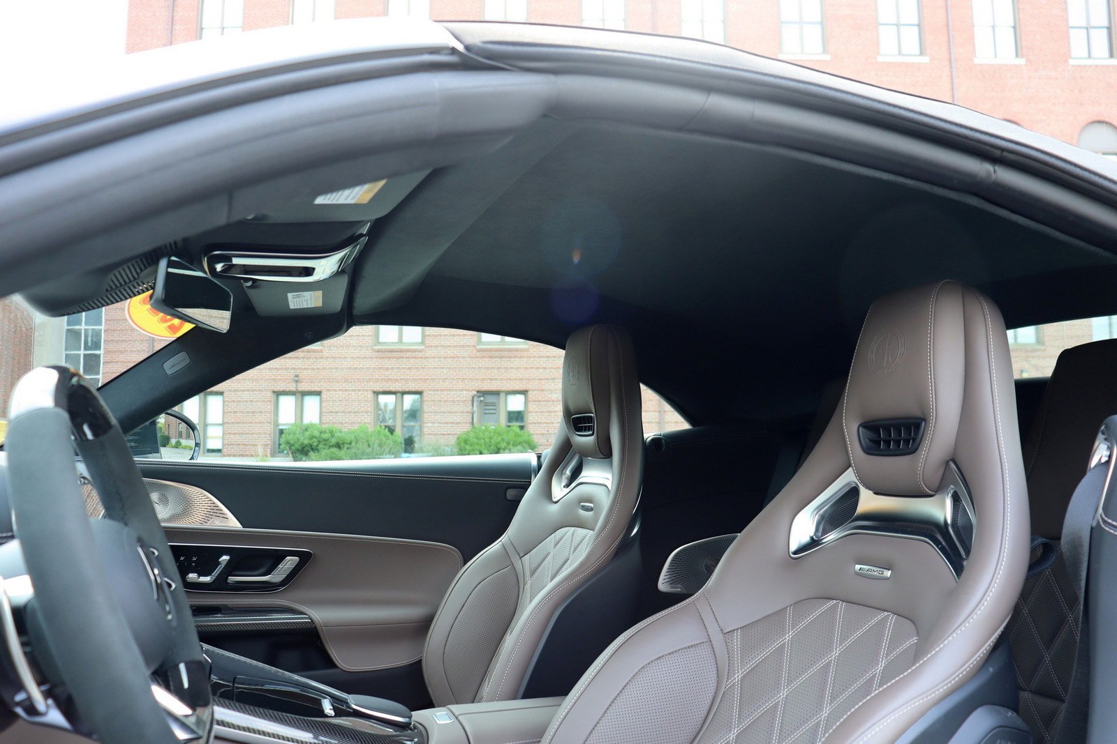 Used 2025 Mercedes-Benz SL 63 AMG 4MATIC image 37