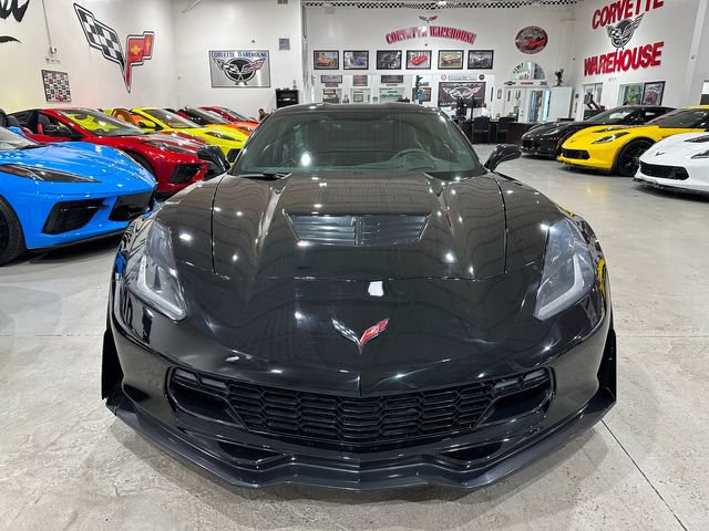 Used 2015 Chevrolet Corvette Z06 w/ 3LZ Preferred Equipment Group RWD image 6