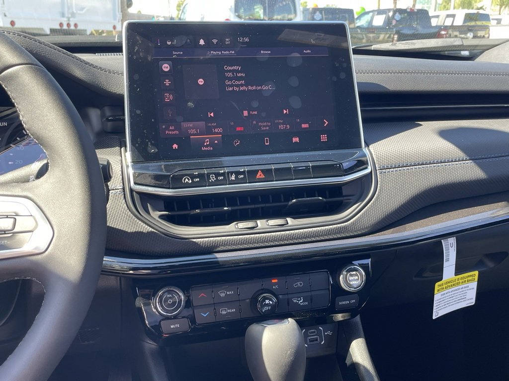 New 2026 Jeep Compass Latitude image 26