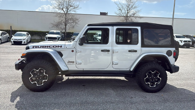 Used 2023 Jeep Wrangler Unlimited Rubicon w/ Cold Weather Group AWD/4WD image 4