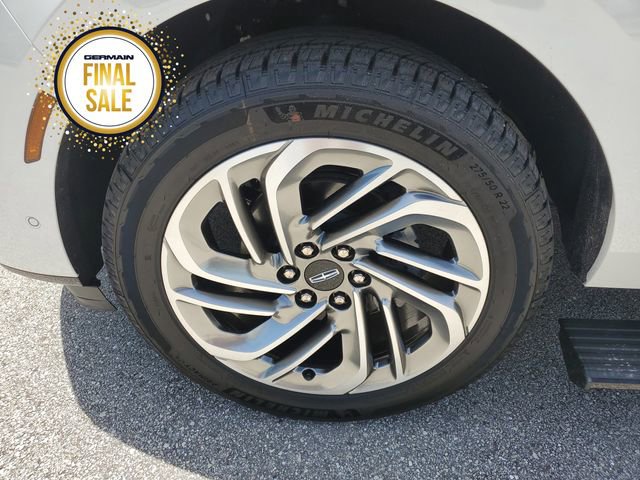 New 2025 Lincoln Navigator Reserve image 10